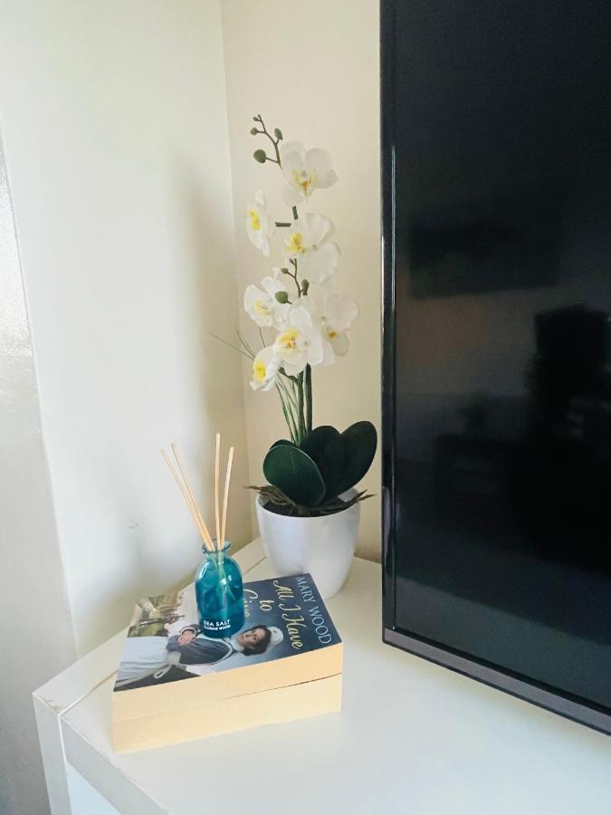 St Ives, King Bed Cosy Home, Parking, Fast Wi Fi Сент-Айвс Екстер'єр фото