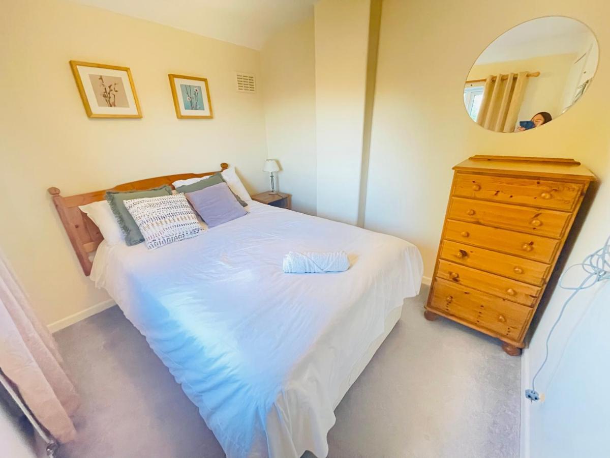 St Ives, King Bed Cosy Home, Parking, Fast Wi Fi Сент-Айвс Екстер'єр фото
